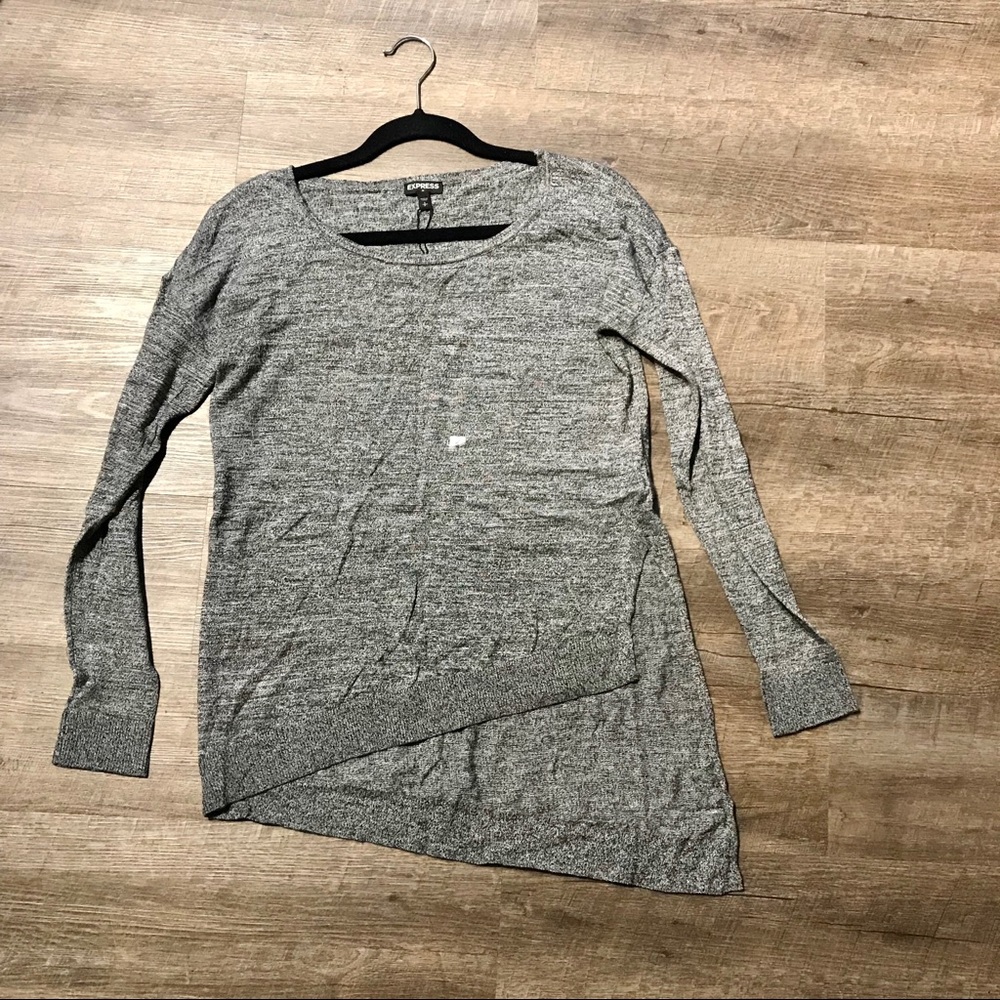 NWT Asymmetrical Hem Long-Sleeve Tunic Sweater